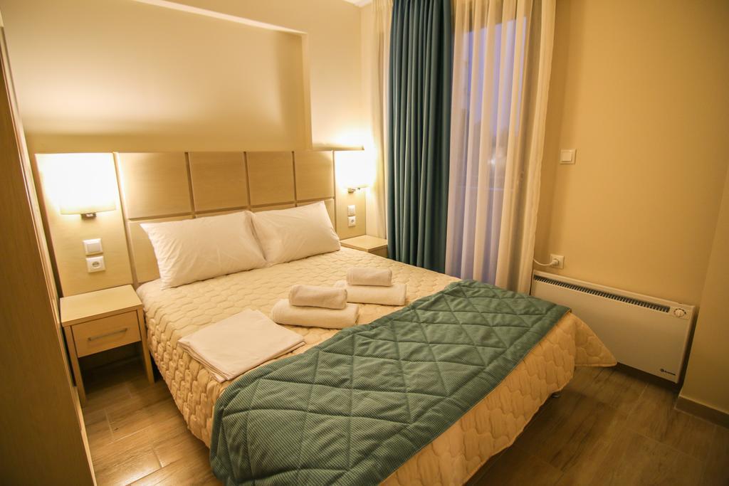 Ofrínion Ofrynio Deluxe Apartments מראה חיצוני תמונה