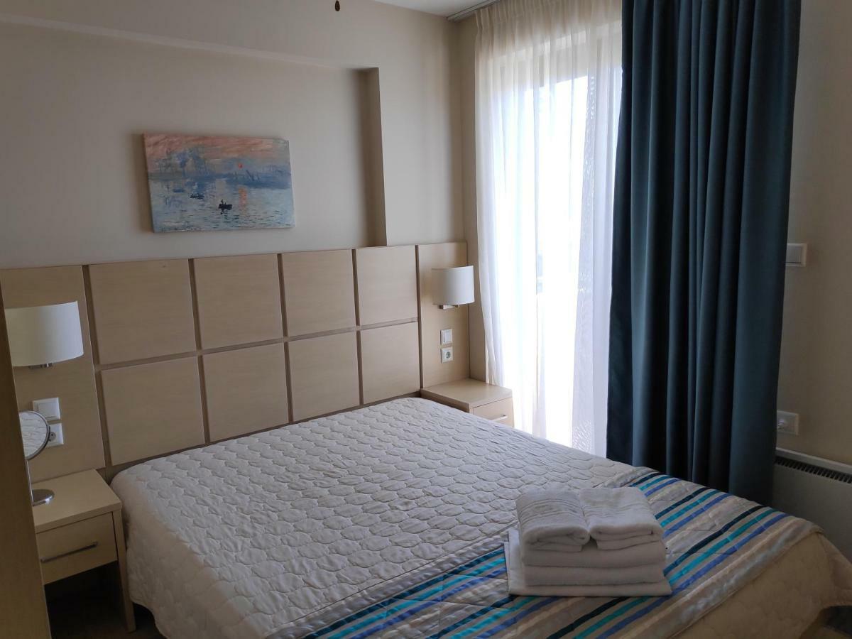 Ofrínion Ofrynio Deluxe Apartments מראה חיצוני תמונה