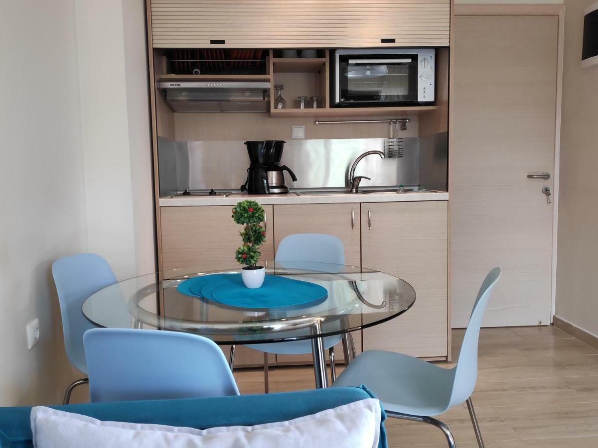 Ofrínion Ofrynio Deluxe Apartments מראה חיצוני תמונה
