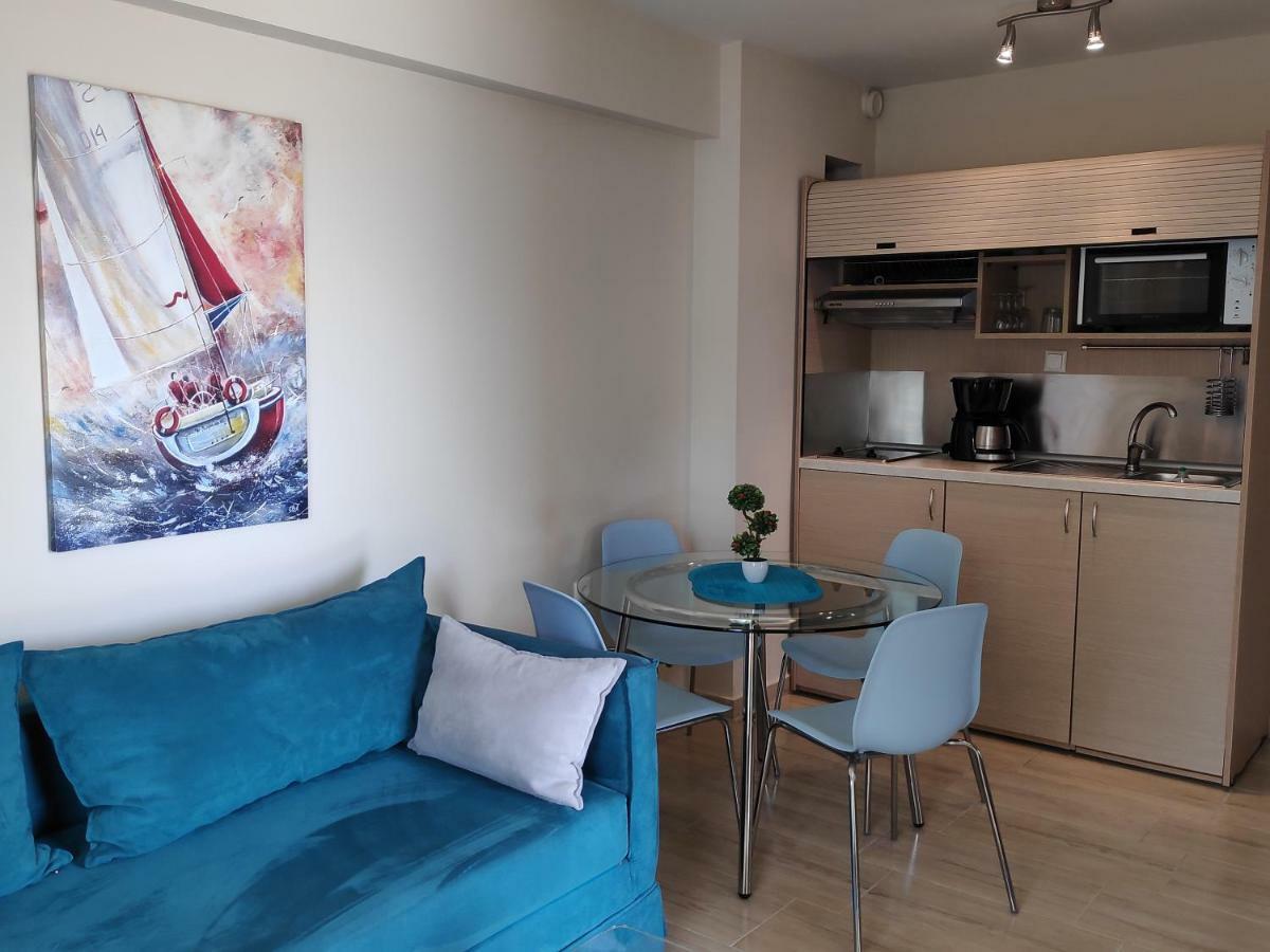 Ofrínion Ofrynio Deluxe Apartments מראה חיצוני תמונה